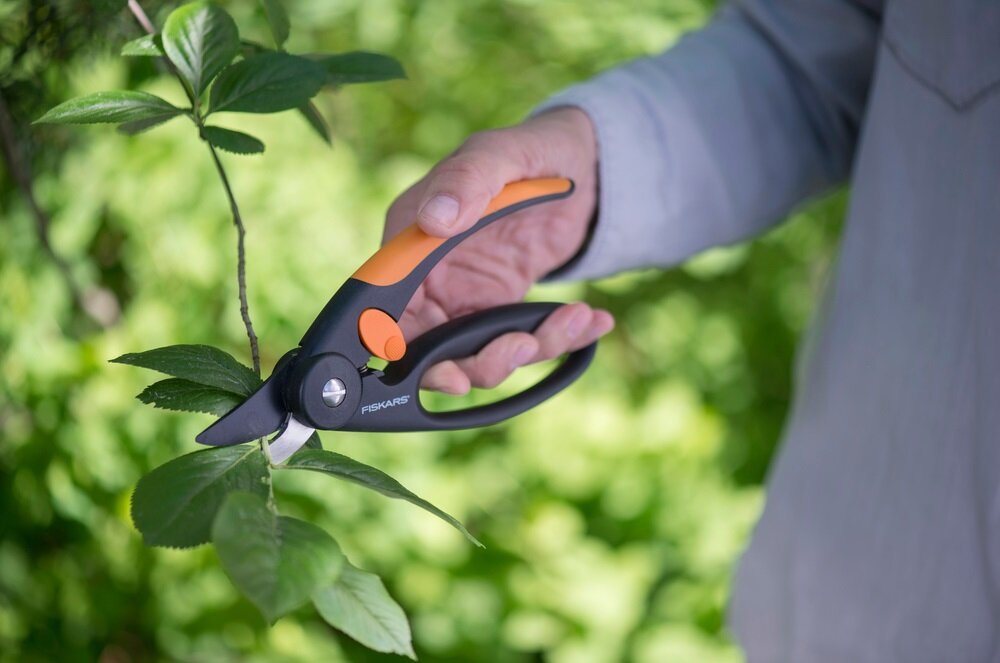 Sekator ręczny P44 Fingerloop Fiskars